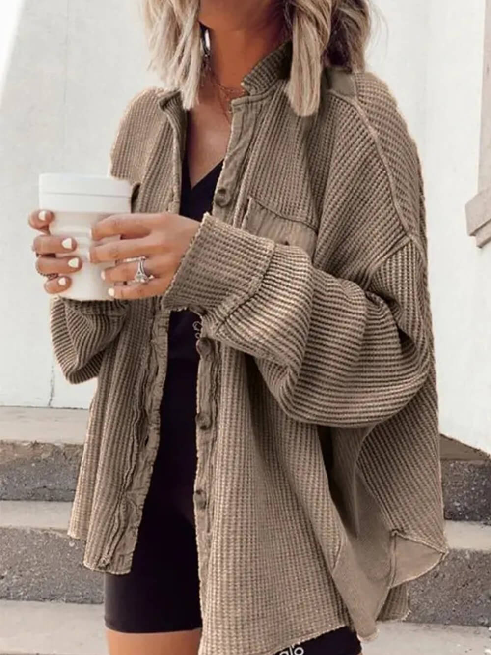 Cordjacke mit Knöpfen Oben