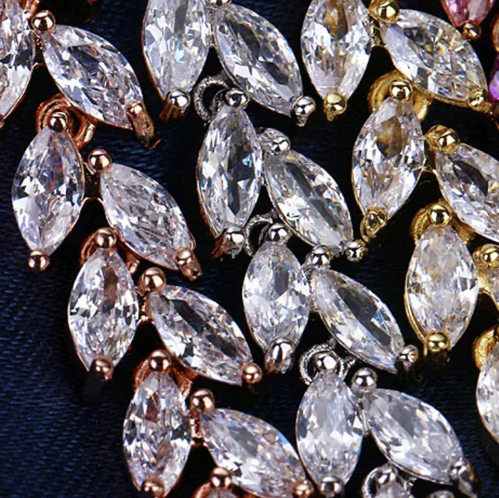 Goldenes Nemorina Foliora Armband