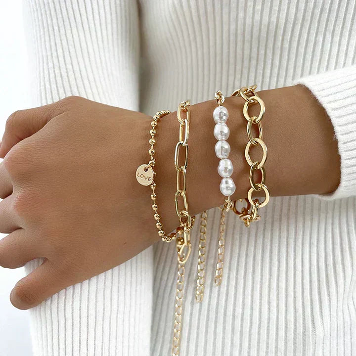 Goldene Perlenarmband Sets