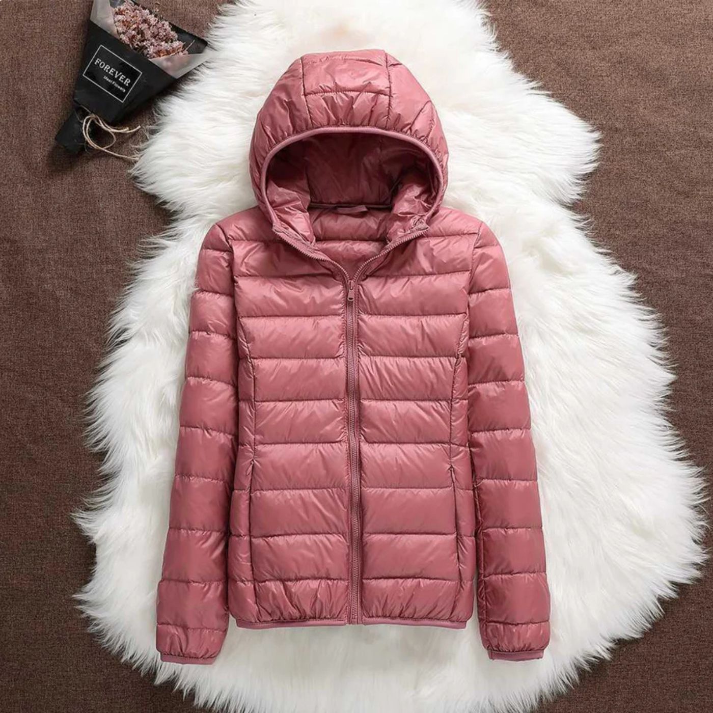 Karen - Leichte und elegante Daunenjacke