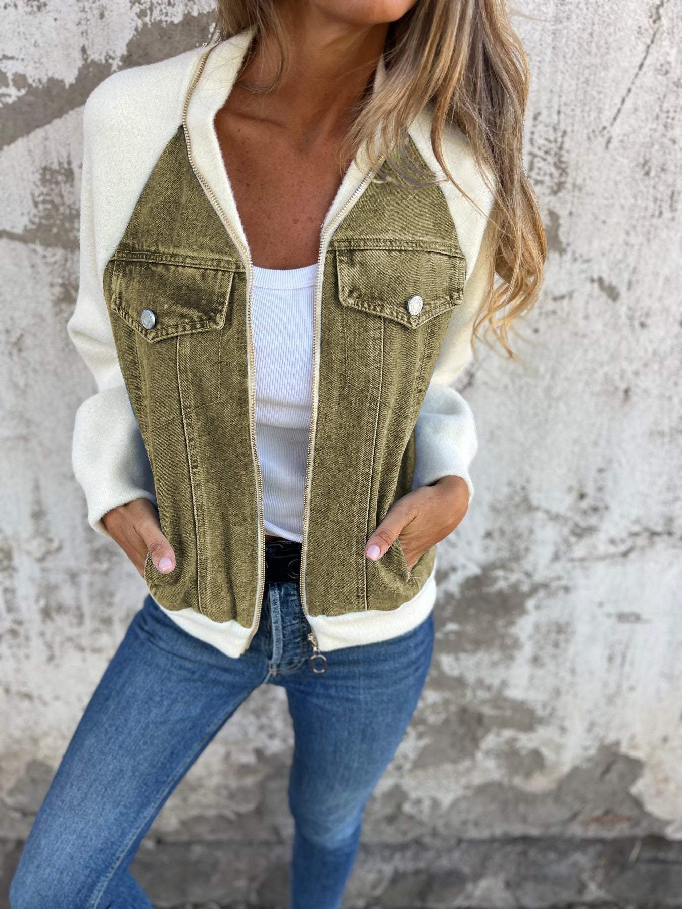 Zendaya – Stilvolle Jeansjacke