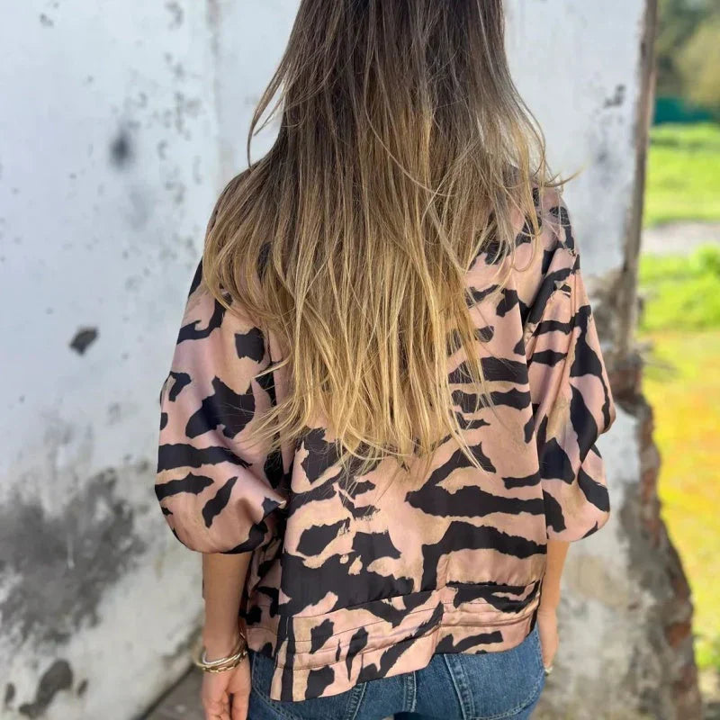 Maríssa Maria Bomberjacke mit Zebra Drucken und Reißverschluss