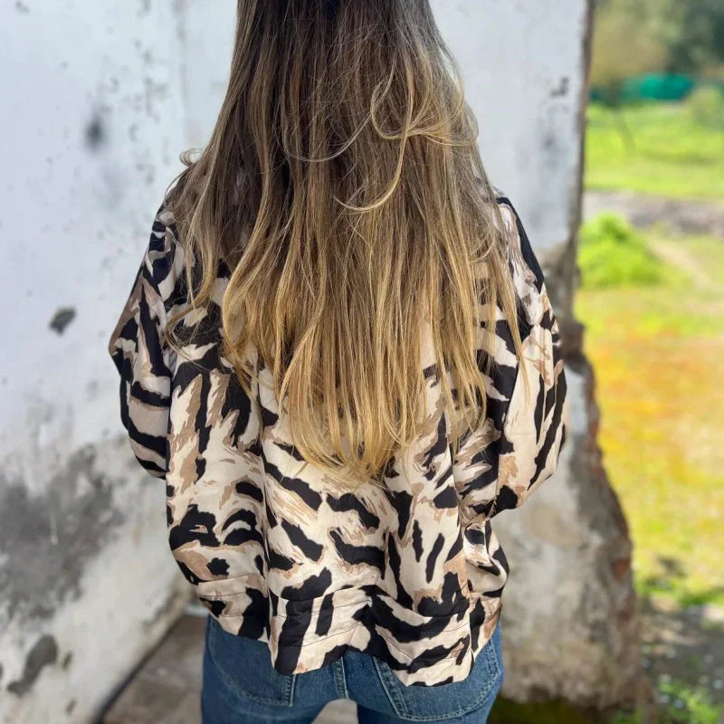 Maríssa Maria Bomberjacke mit Zebra Drucken und Reißverschluss