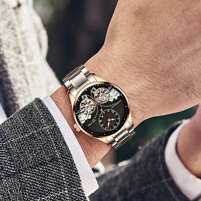 Mechanische Uhr mit doppeltem Tourbillon und Leuchtfunktion
