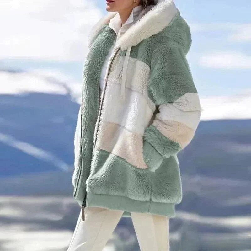 Alice – Gemütliche Tweedjacke mit Kapuze und Wollfutter