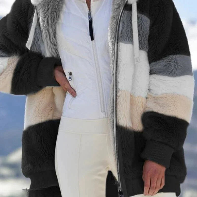 Alice – Gemütliche Tweedjacke mit Kapuze und Wollfutter