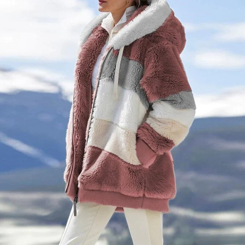 Alice – Gemütliche Tweedjacke mit Kapuze und Wollfutter