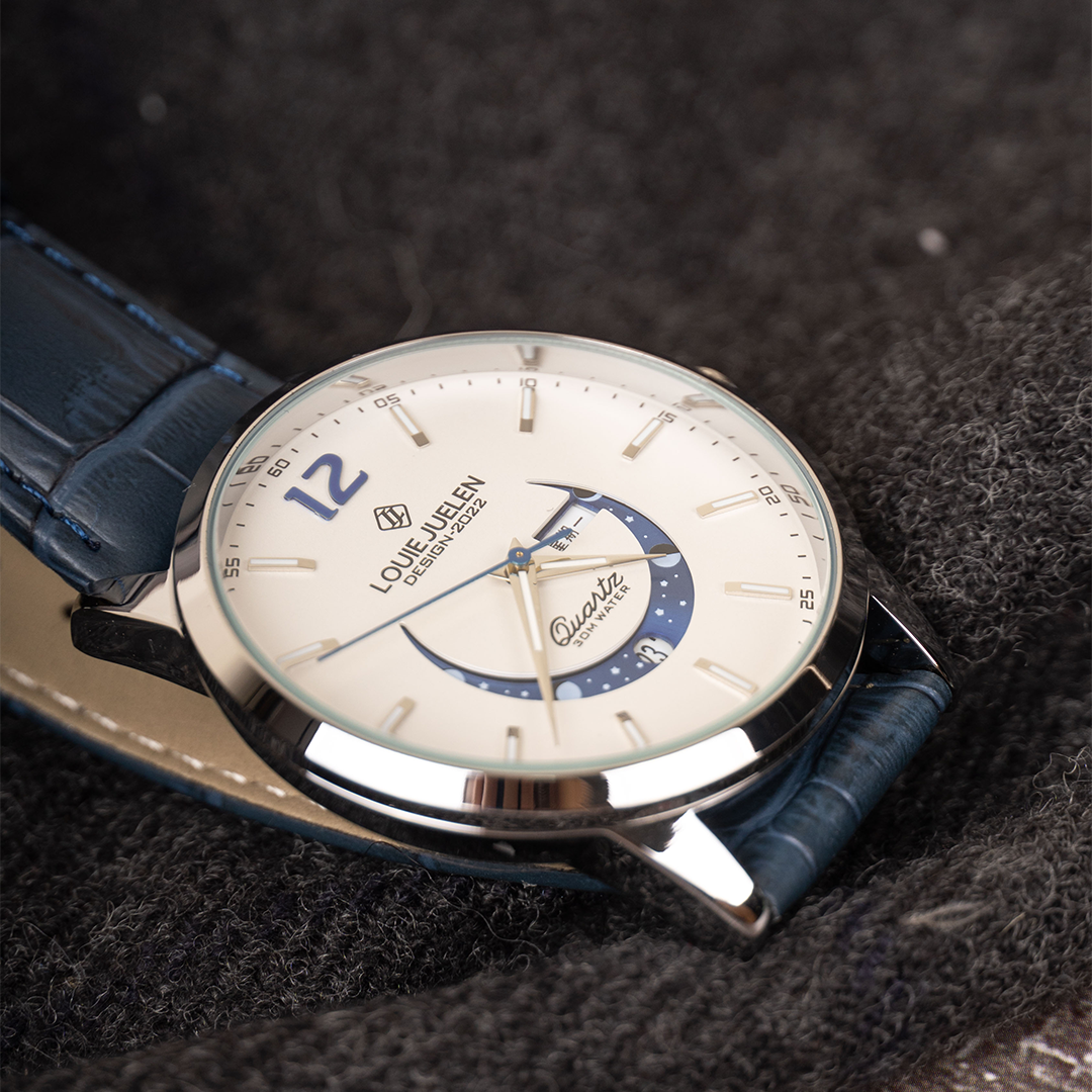 Elegante Leuchtende Mondphasenuhr