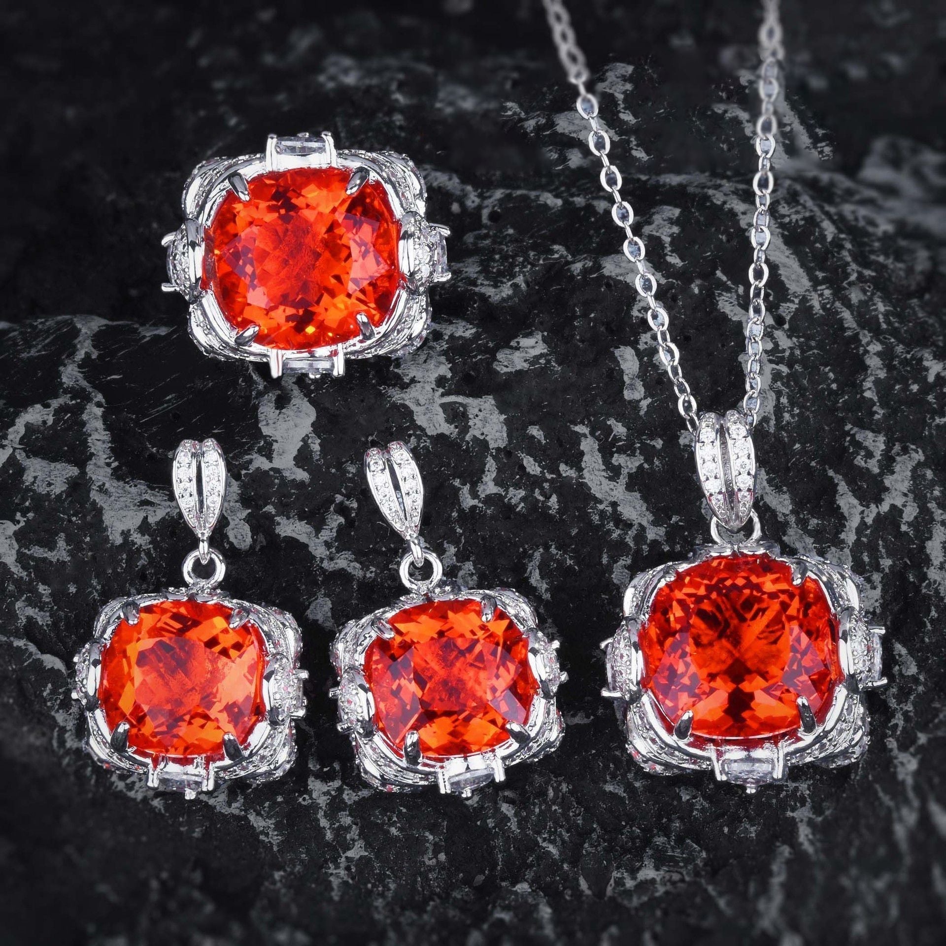 Grünes Velora Thandrelle Set aus Weißgold